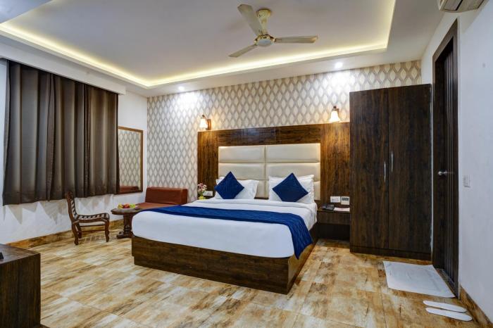 Nirvana Hotel near Aerocity with Free Airport Pickup or Drop