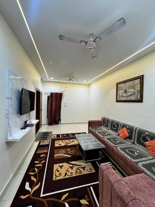 Trilok Home Stay