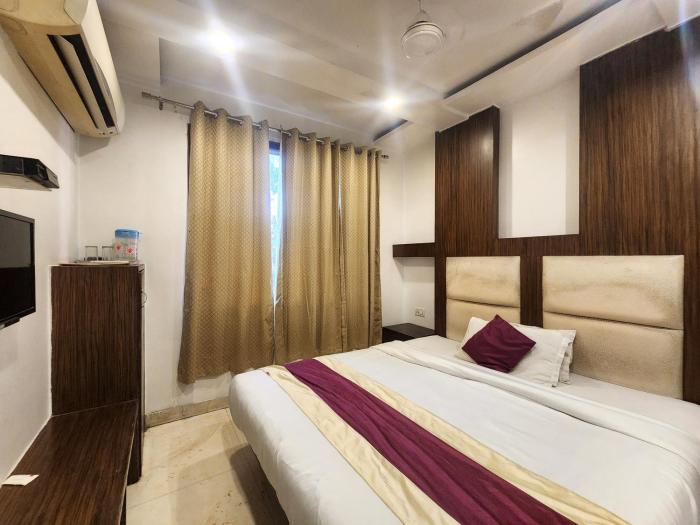 Hotel A-10 International