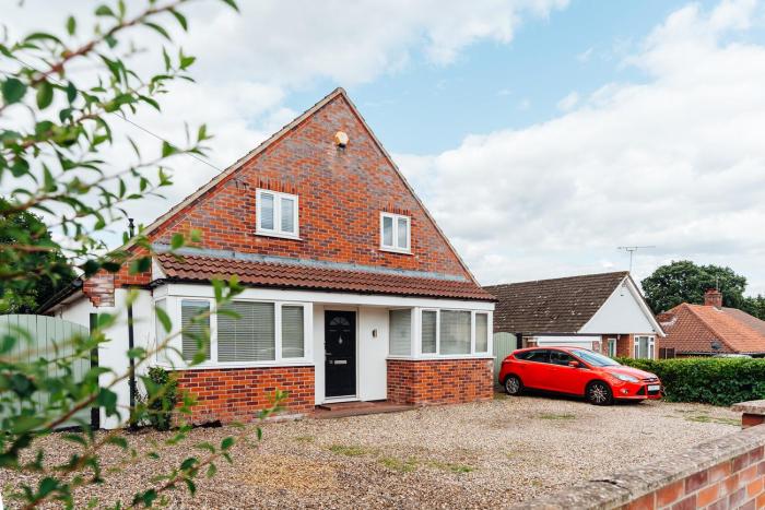 Lyndale House - North Norwich suburbs