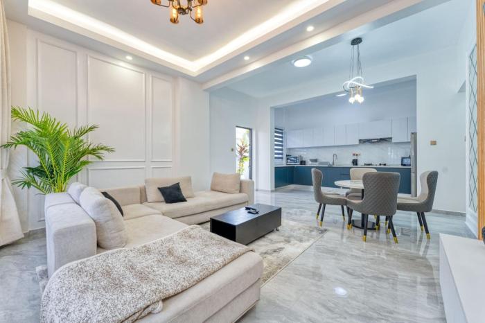 Elegant Lavington 1Bed with Pool, Private Cinema & Garden