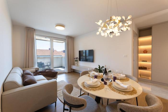 Luxury apartment Žnjan,Split-two bathrooms and free parking