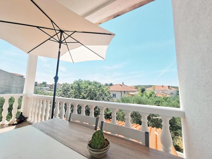 Peaceful Retreat On Island Of Rab, Free Parking