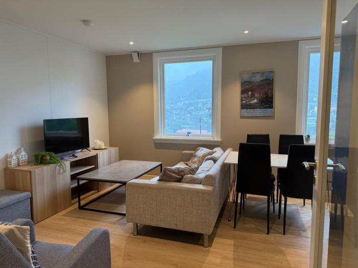 Modern apartment with free parking