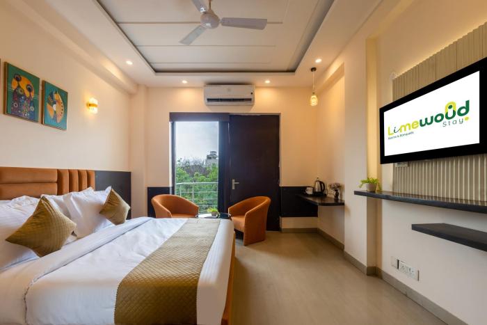 Limewood stay premier golf course road -sector 42