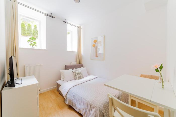 Jasna i funkcjonalna kawalerka - Centrum