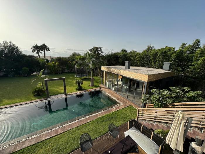 1700sqm Unique Villa in Bouskoura