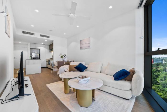 Lv 20 Private Luxury Apartment on Queens Wharf Residence