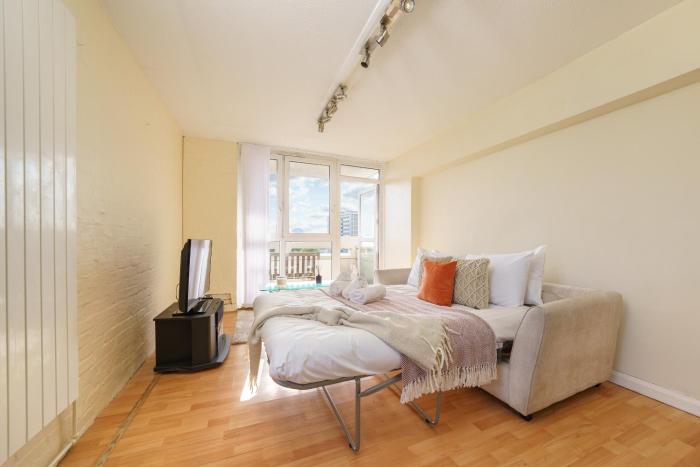 Chic 1-Bedroom by Old Street Walk Everywhere