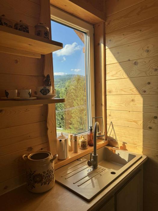 Apartament nad garażem - ,, Świt nad Krośnicą,,