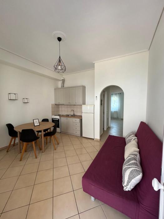 The middle apartment