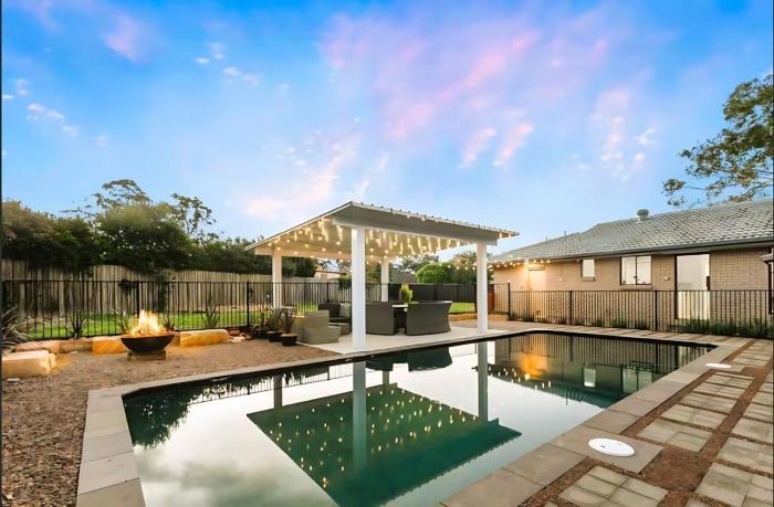 Wine Stop Quarters Pool, Tour, Pickup Wineries