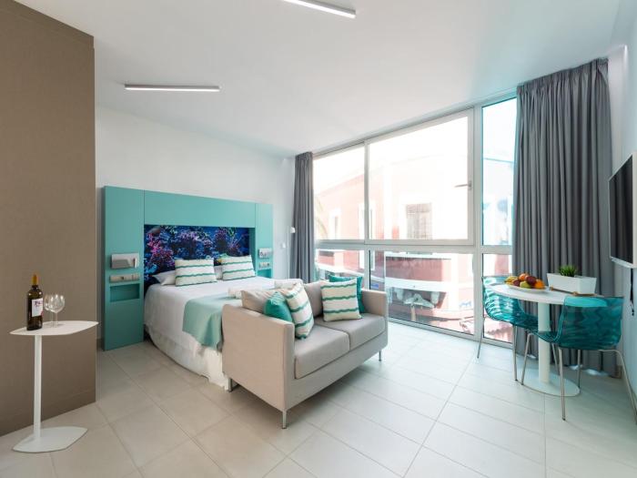 Studio in Las Palmas near Playa de Las Canteras