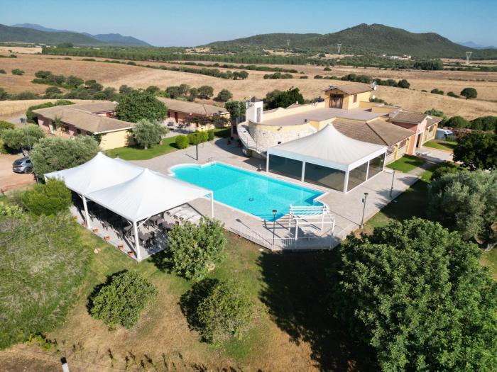 Albergo Ristorante Pizzeria Monte Arcosu