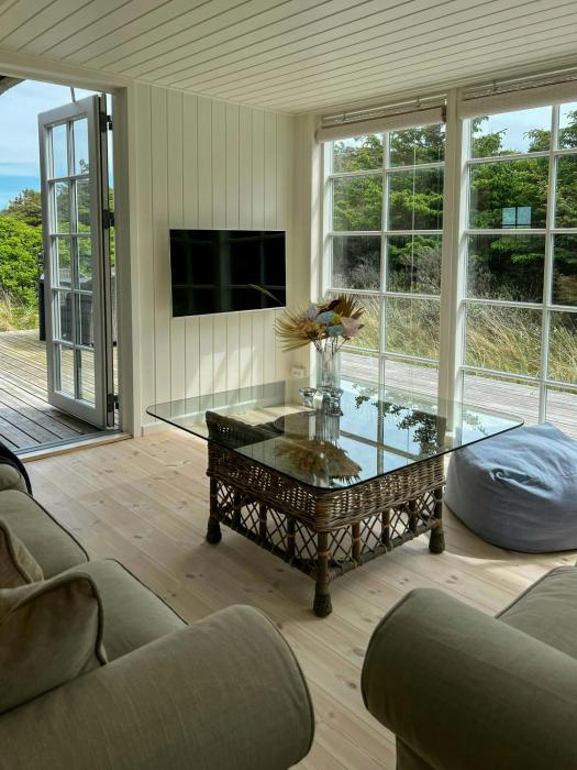 Beach Hotel Inspired Holiday Home At Tranum Strand