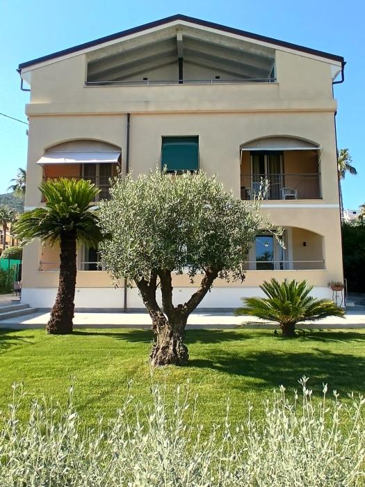 La Nassa Rooms Pietra Ligure