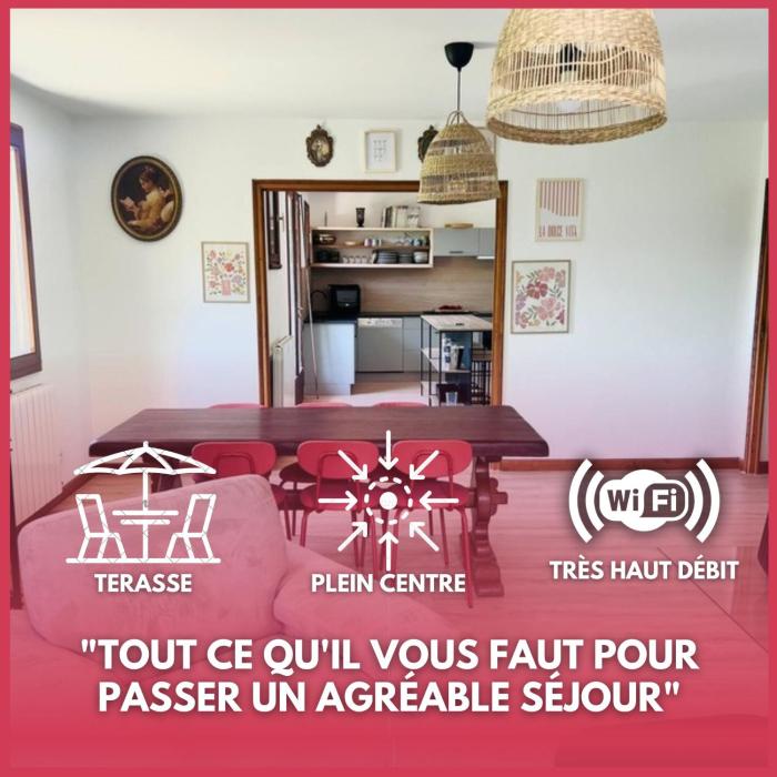 Spacious center parking balconies