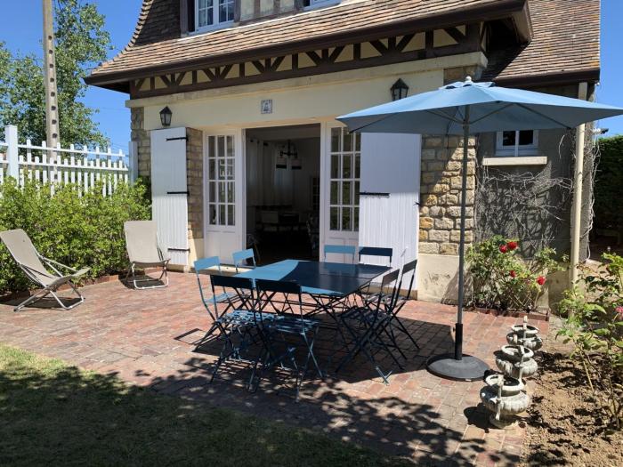 Villa avec Jardin à Cabourg, Proche Plage et Centre - FR-1-487-324