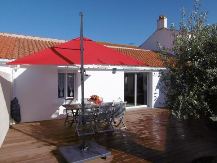 Maison à LHerbaudière, proche plage et commerces, pour 6 personnes - FR-1-823-60