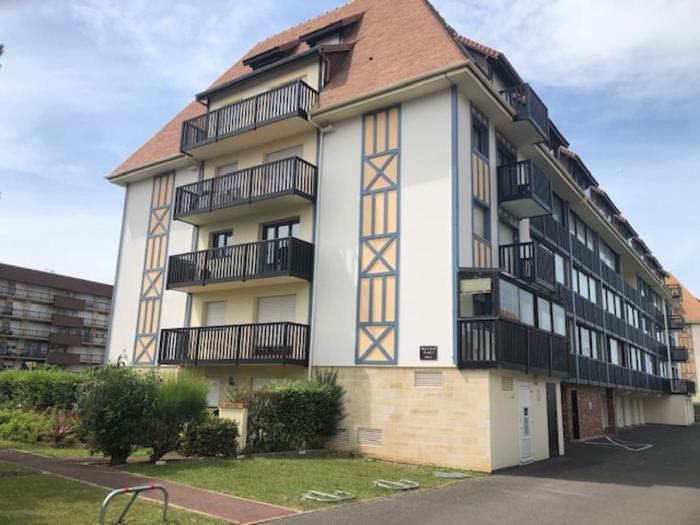 Appartement 2 pièces près plage avec parking privatif - FR-1-712-94