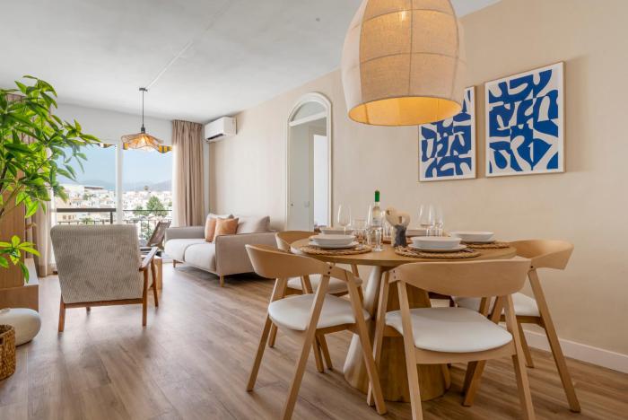 Central Estepona, Walk to Beach and Old Town