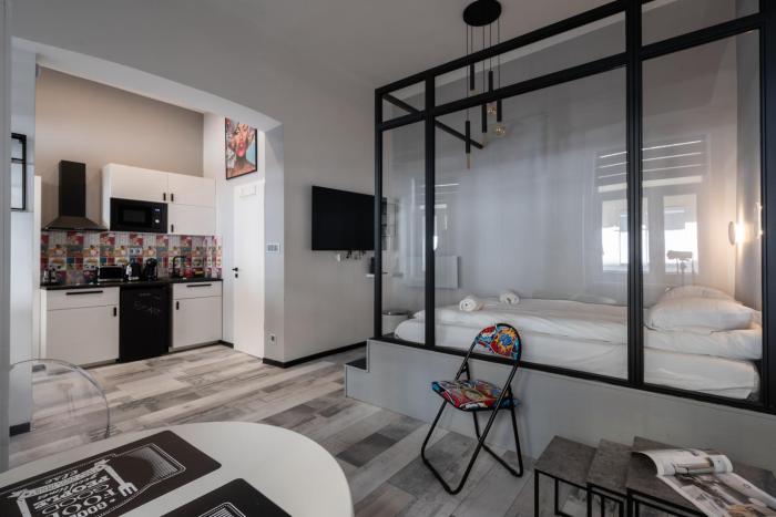 S15- Boutique Apartments, Best Location, by BQA