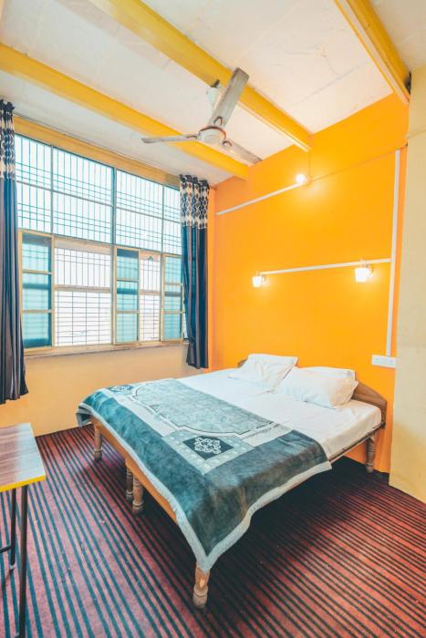 Om Rest House