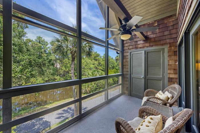 MW4241: 4241 Mariners Watch