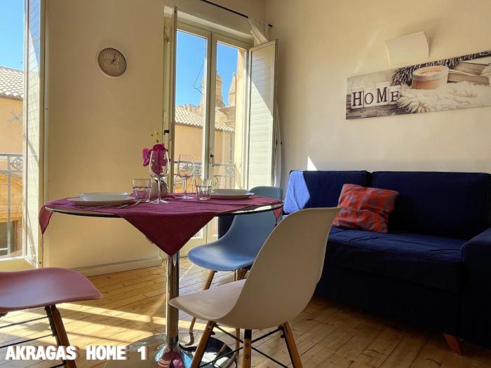 Akragas Home 1 in Center with City View