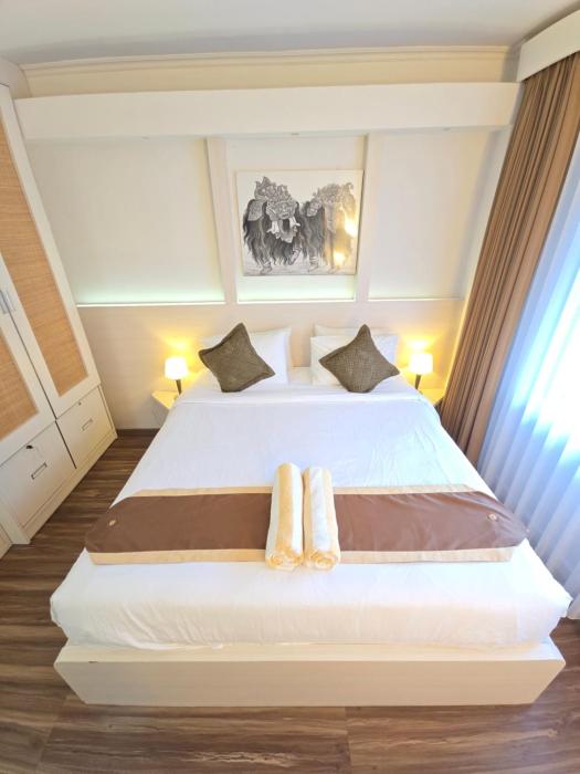 Classic Balinese Stay Jayakarta - 5 min walk to Kuta beach AC WiFi !