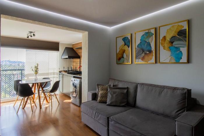 Golden Studio - GRU 1214