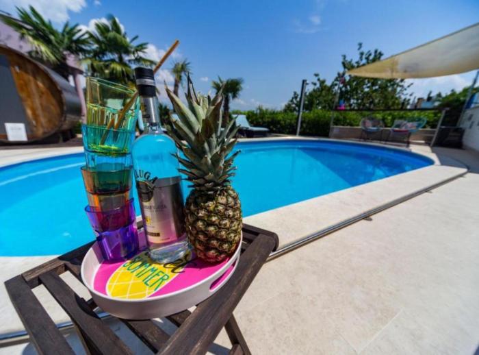 Apartments Melanie - Oprić Hills