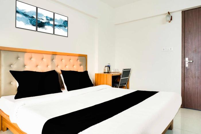 Townhouse Oak Pune Sant Nagar Wagholi Road Bus Station