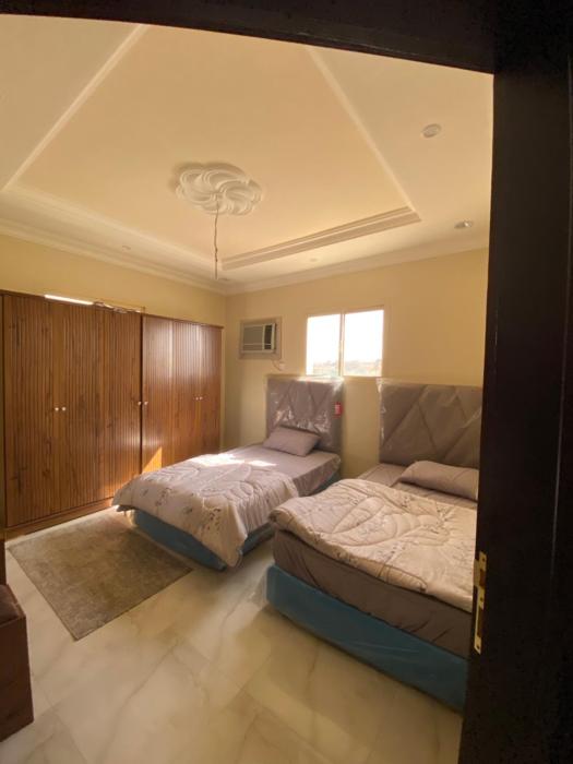 شقة مؤثثة بالكامل مع غرفتين نوم