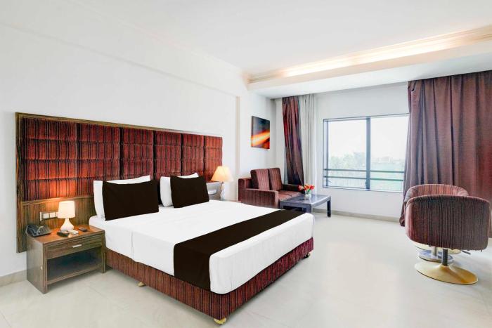 Townhouse Oak Golden Bridge Bharuch