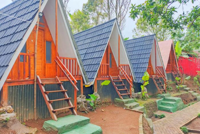 Valley Ciater Subang Mitra RedDoorz