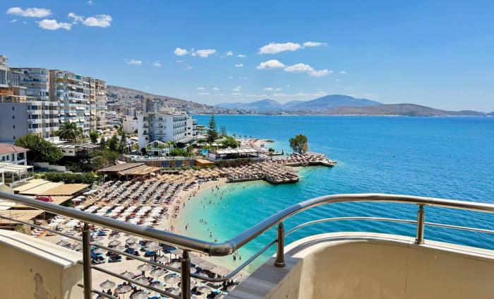 Agora Sea View Apartment