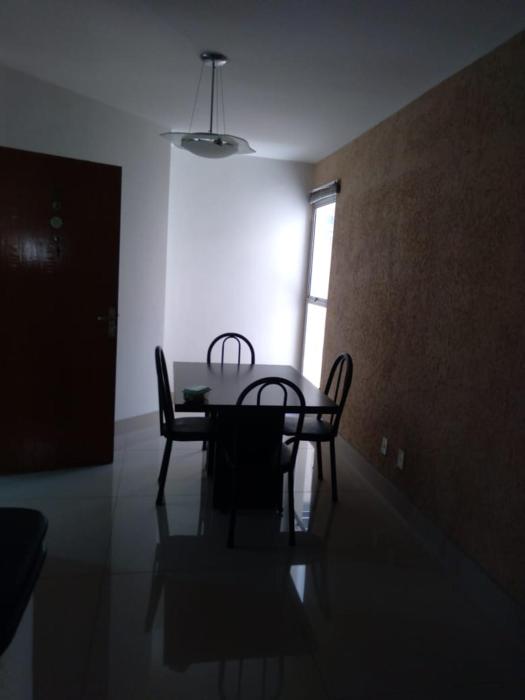 Apartamento de 03 quartos próximo ao HU no Candida Camara