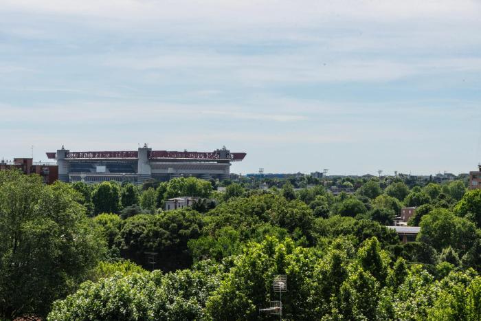 Youhosty - San Siro View