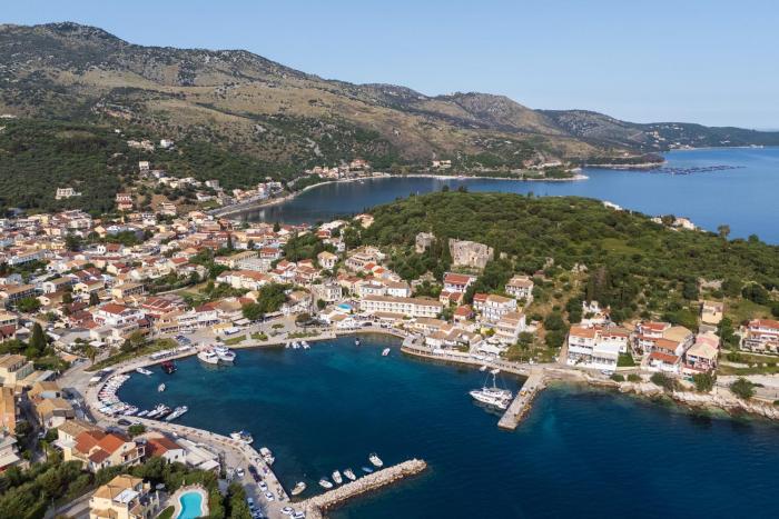 Villa Moyria by PosarelliVillas