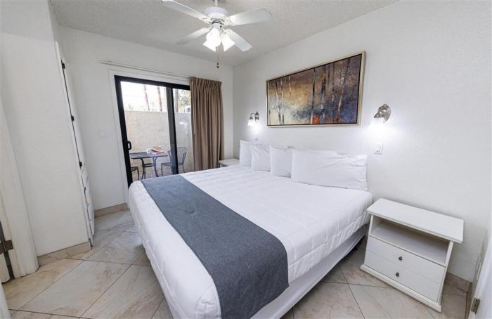 101 -Fully Furnished 1BR Suite-Prime Location