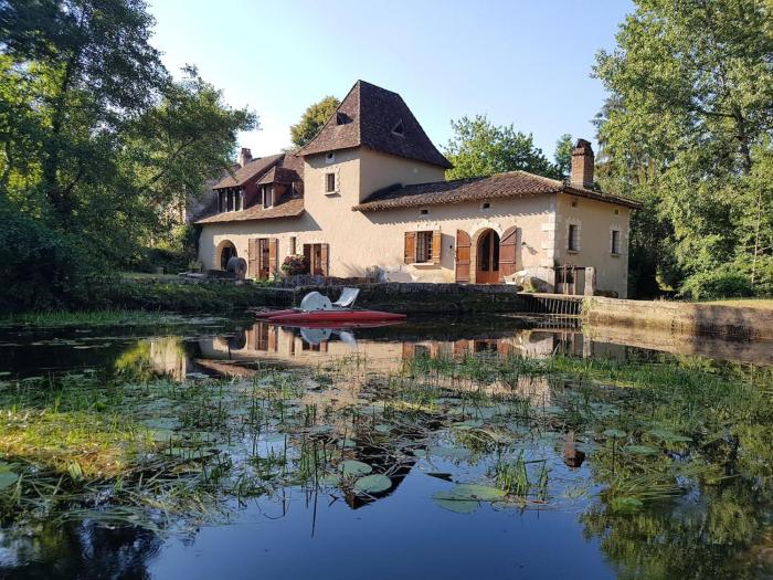 Moulin du 17 ème 3 étoiles à 10 min de Brantôme en Périgord
