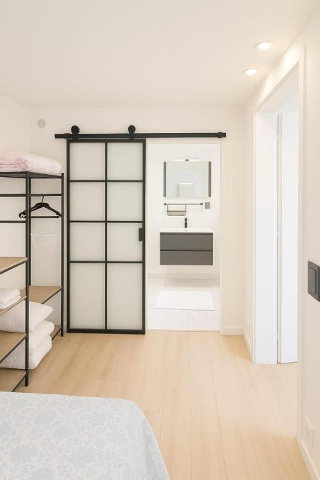 Stylish flat with rooftop in Ixelles