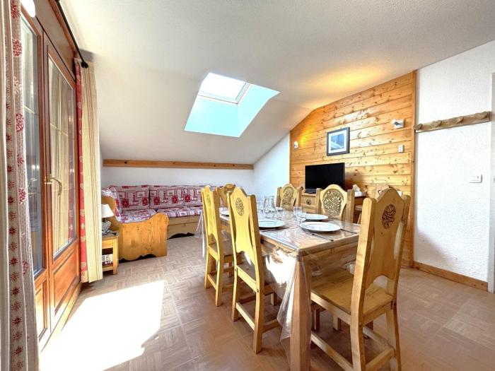 Appartement au pied des pistes avec piscine intérieure - FR-1-505-109