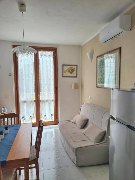 Tracastello Home House with terrace e garage