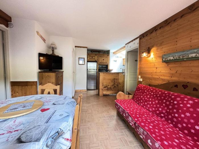 Les Chalets Des Evettes - Appartement de charme au pied des pistes, dans une résidence avec piscine MAE-2864