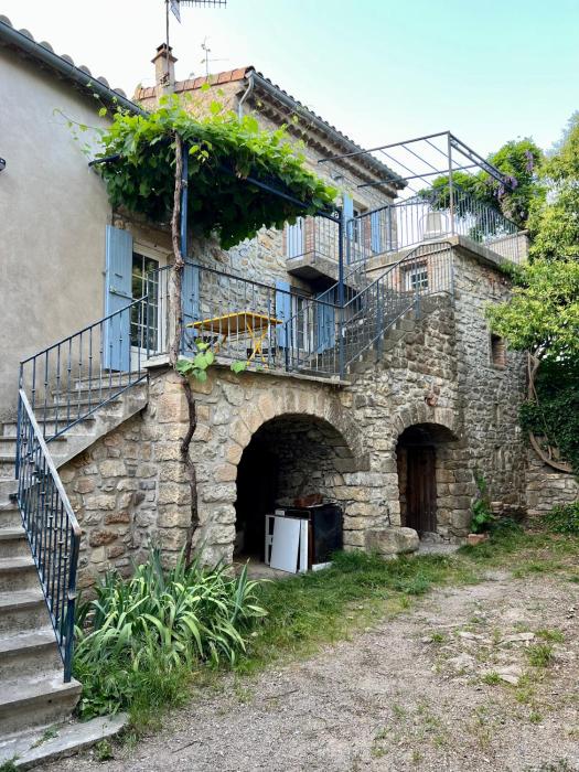 A lombre de la vigne - Maison de famille en Ardèche méridionale