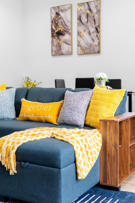 Cozy Modern 3BR Houston Townhome