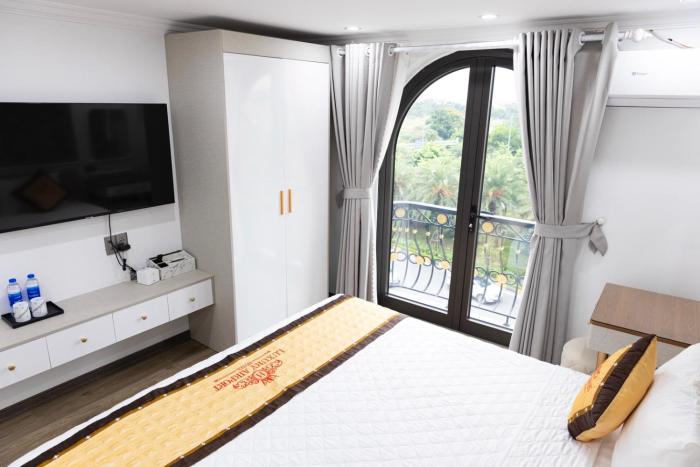 Luxury Airport Noi Bai Hotel