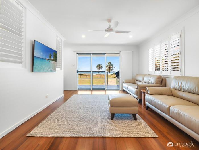 Island View on Scenic